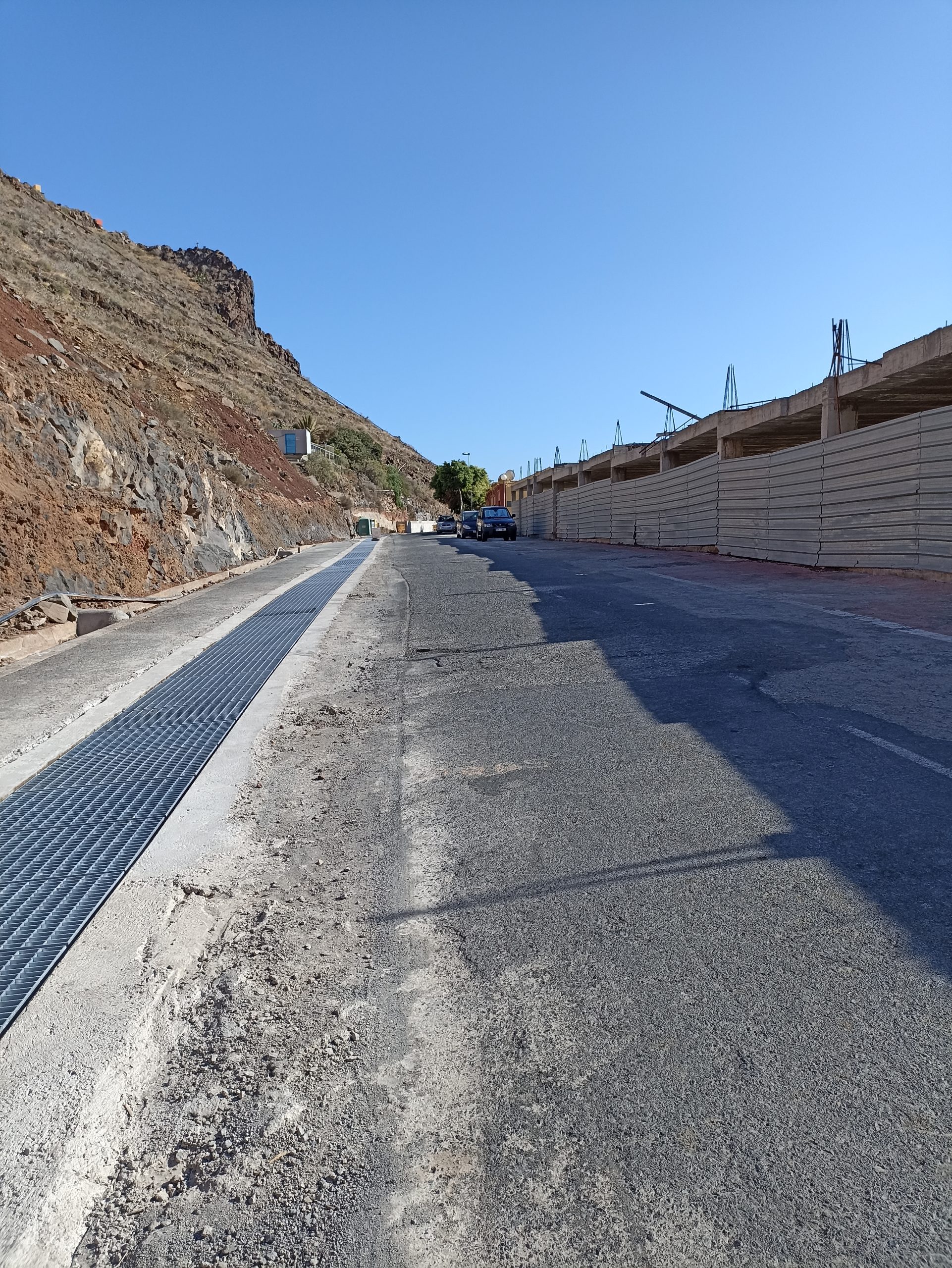 El Ayuntamiento informa sobre el cierre de la vía de Pista Las Palmitas