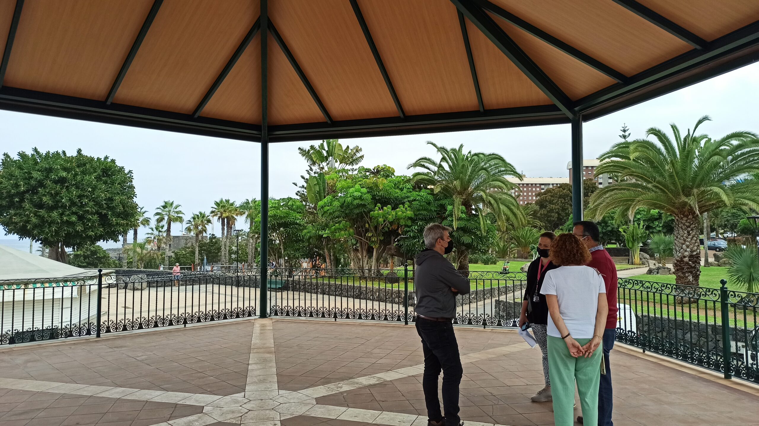 Entregada parcialmente la obra de mejora del entorno urbano de Playa Jardín
