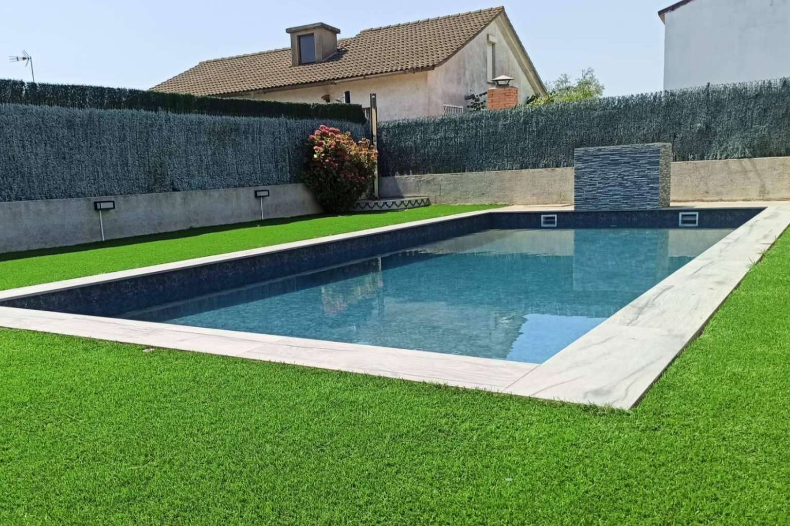 Uno de los sistemas más eficientes e innovadores del mercado de las piscinas sin tuberías