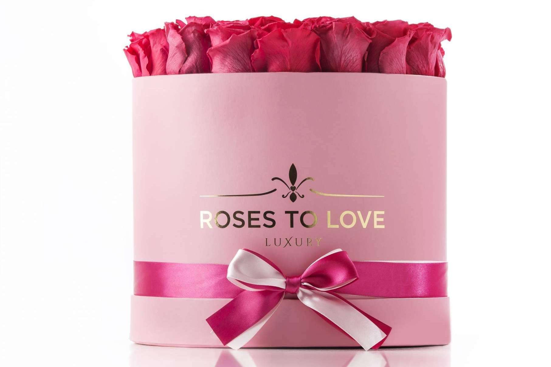 Nuevo modelo de decoración floral con rosas preservadas, por ROSES TO LOVE