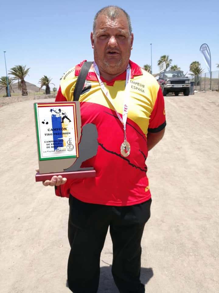El Alcalde felicita a Alonso Hernández, Campeón de España de Tiro de Precisión