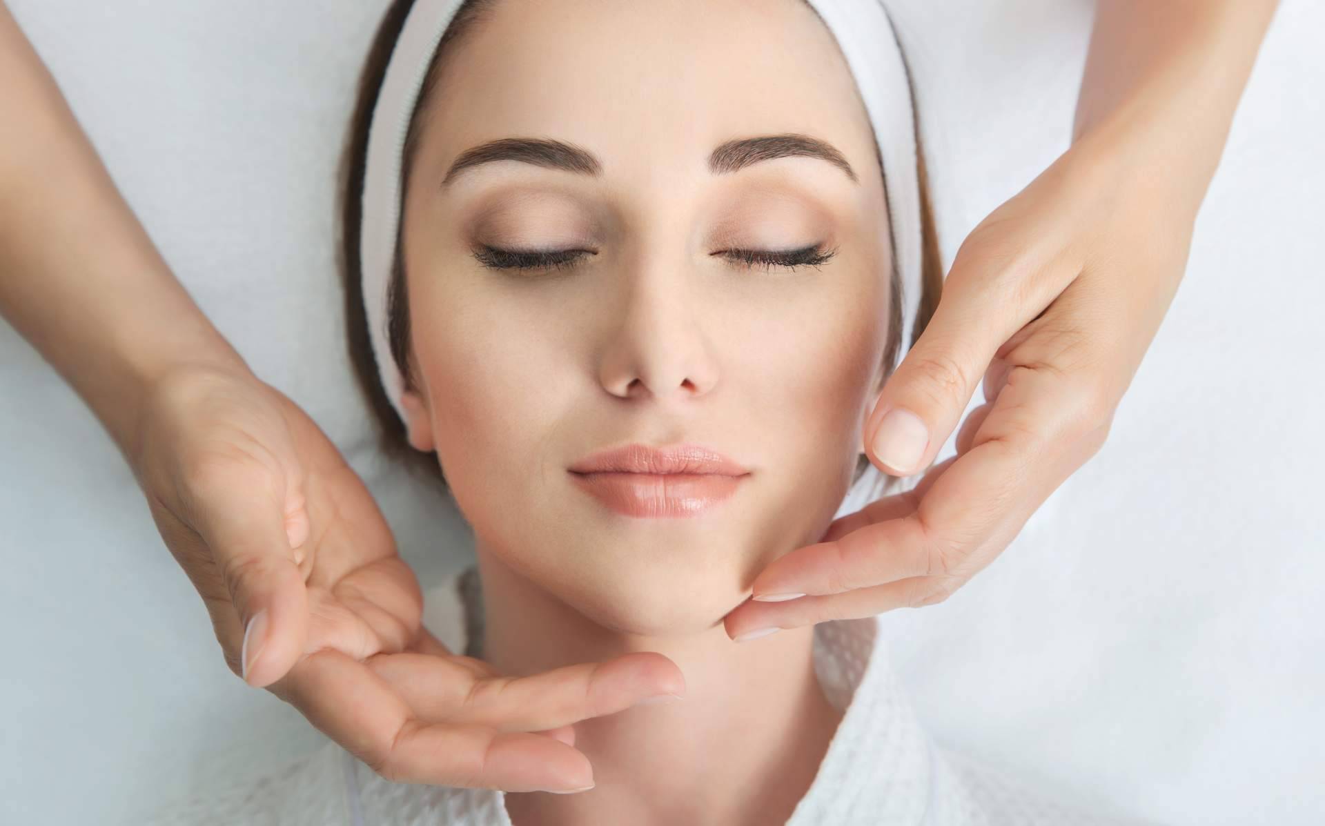 El tratamiento Full Face en medicina estética y sus beneficios