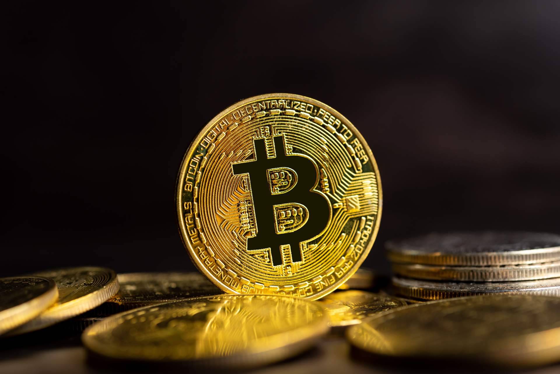 Llevar a cabo una inversión inmobiliaria con criptomonedas de la mano de Francisco José Suárez Díaz