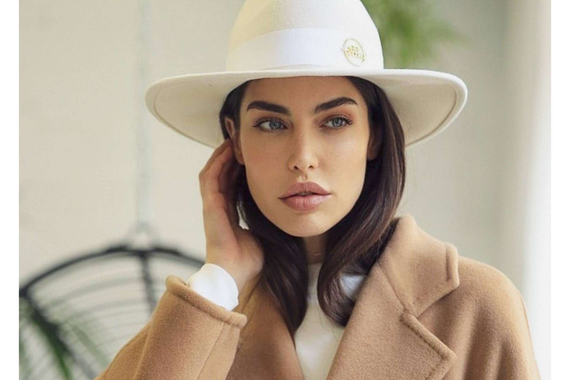 Accesorios artesanales de alta calidad y exclusividad fabricados en lana merina, cachemira y alpaca por Giodoro
