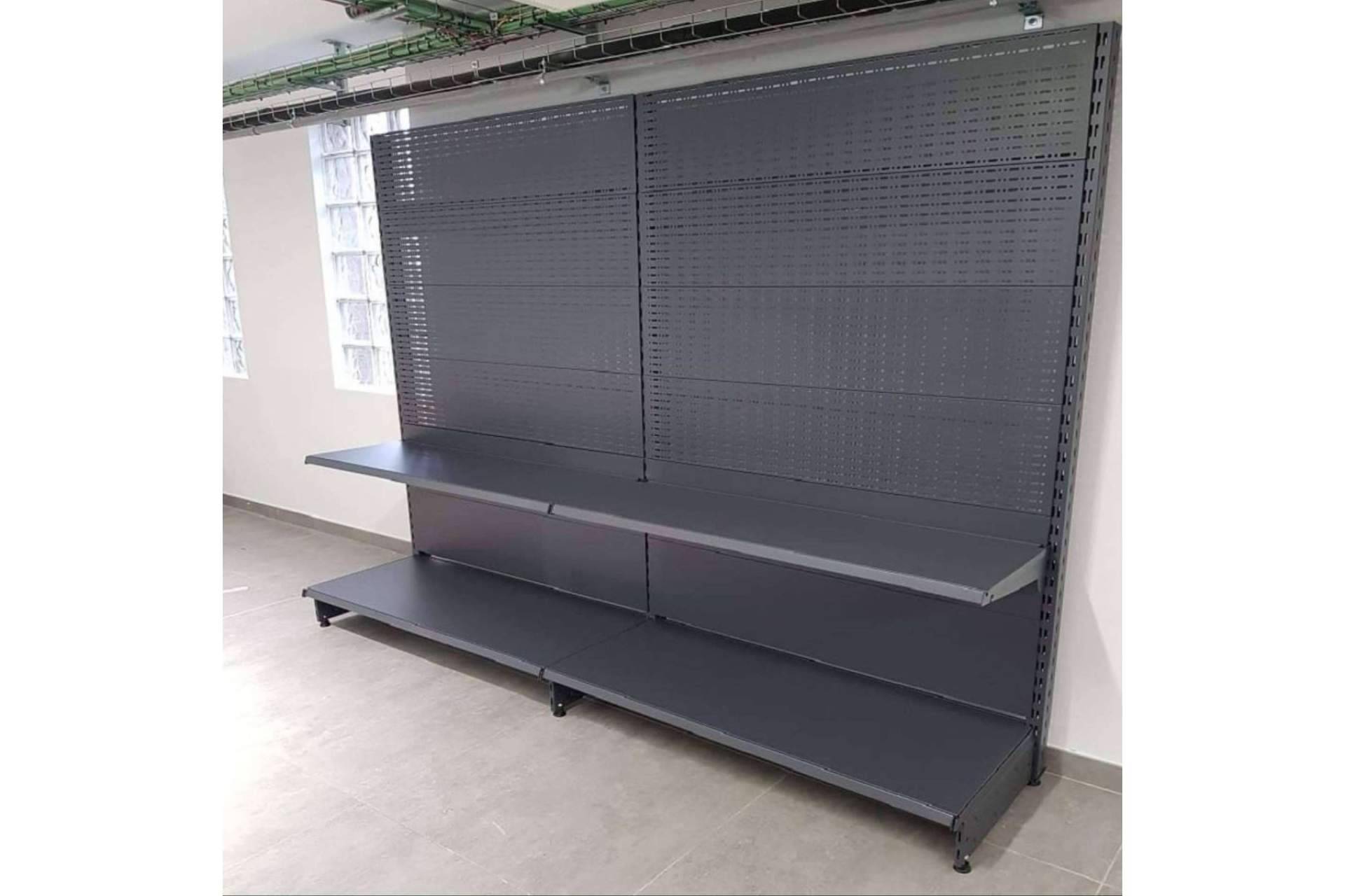 Comprar estanterías para tiendas de cualquier sector, con Equipotutienda
