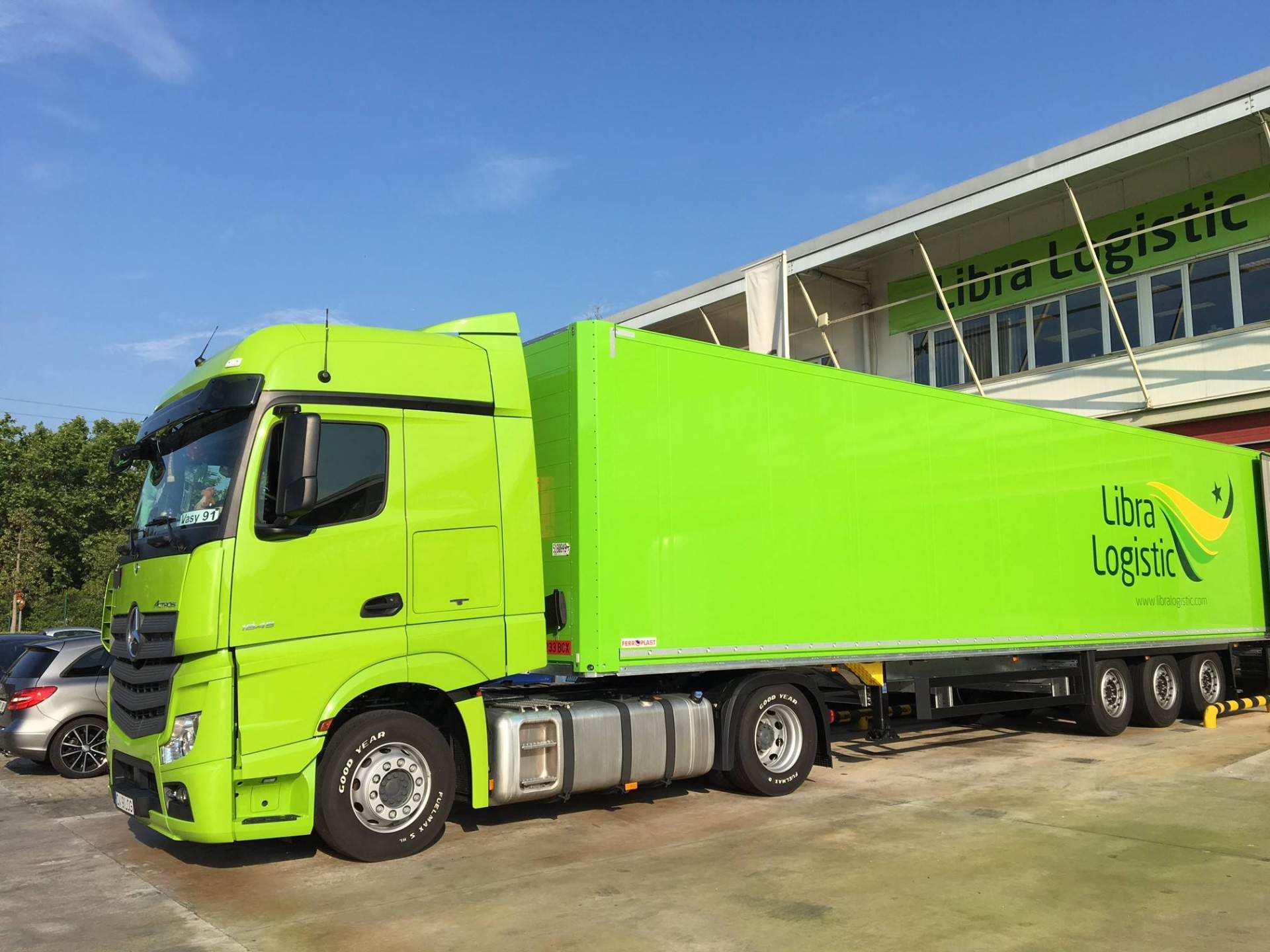 15 años reduciendo los plazos de entrega para envíos de grupaje con Europa por Libra Logistic