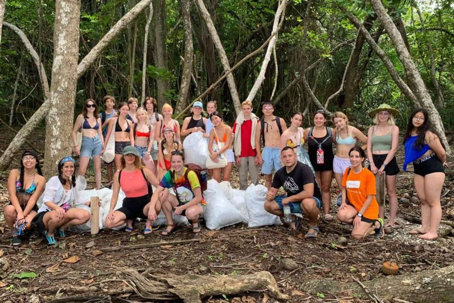 Viajar al extranjero para hacer un voluntariado con animales con Cooperatour
