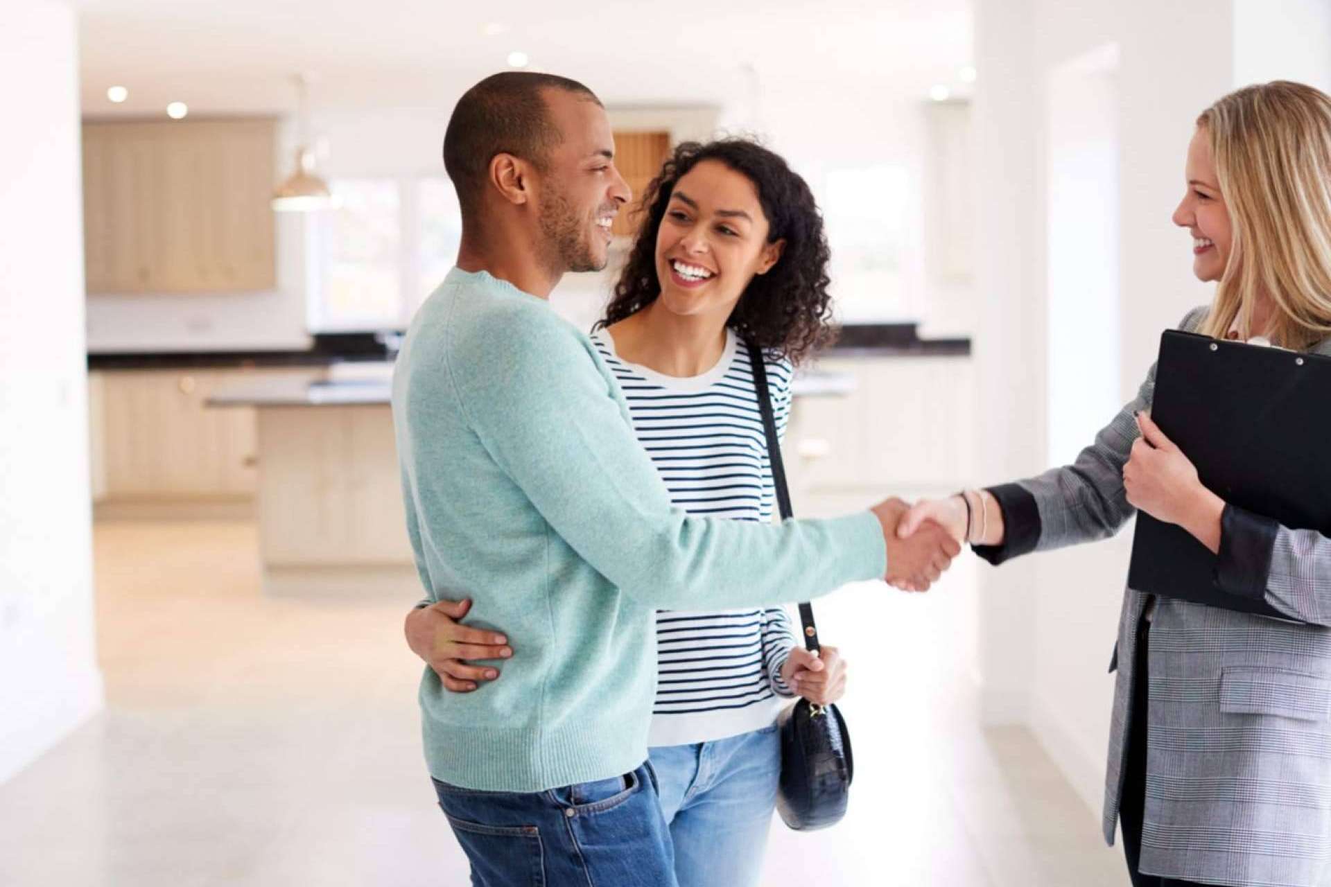 Expertos inmobiliarios en Madrid que ofrecen asesoría en la compraventa de inmuebles